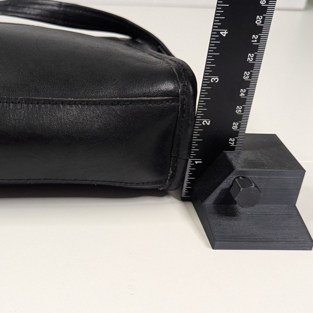 Wilson Pelle Studio Black Leather Crossbody Bag - Picture 14 of 15
